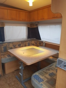                         Przyczepa Burstner Ventana 500TS, dł. 5,5 m, dmc 1500 kg + mover + przedsionek + instalacja 12 V - zdjęcie 13
                        