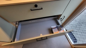                         LMC Style 400 F Model 2025 / DMC 1300 kg / 2-osobowa / Duża lodówka - zdjęcie 29
                        