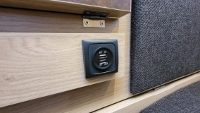                         LMC Style 400 F Model 2025 / DMC 1300 kg / 2-osobowa / Duża lodówka - zdjęcie 15
                        