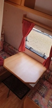                         Przyczepa kempingowa 4 osobowa z przedsionkiem - zdjęcie 5
                        