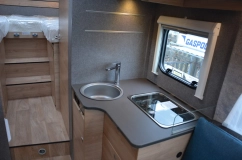                         Samochód kempingowy DETHLEFFS JUST GO T7055 EBL Ford Automat - zdjęcie 9
                        