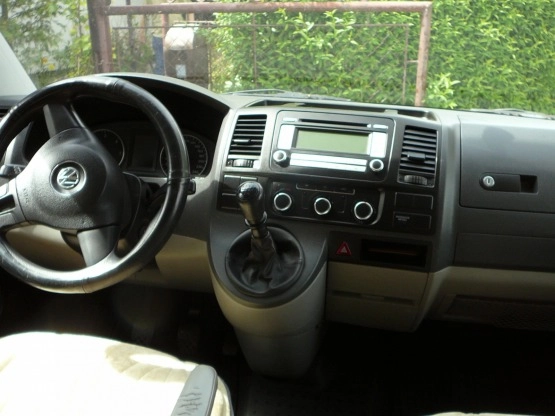                         Sprzedam VW -t5 -mini kamper - zdjęcie 14
                        