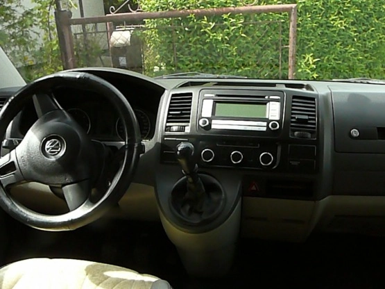                         Sprzedam VW -t5 -mini kamper - zdjęcie 9
                        