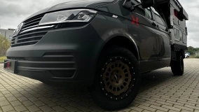                         Kabina POP-UP IP ADVENTURE CAB 360 na PICK-UP produkcja IP CAMPER + Volkswagen Transporter 4x4 - zdjęcie 6
                        