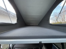                         Volkswagen T6 z profesjonalną zabudową kempingową - zdjęcie 15
                        