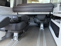                         Volkswagen T6 z profesjonalną zabudową kempingową - zdjęcie 2
                        