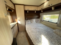                         Przyczepa kempingowa Hobby Prestige 650 WFU 2013 + przedsionek Isabella - zdjęcie 8
                        