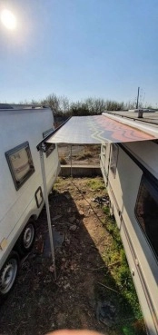                         Roleta, markiza Omnistor kasetowa 3.6 m z bokami dopinanymi jak nowa!!! - zdjęcie 2
                        