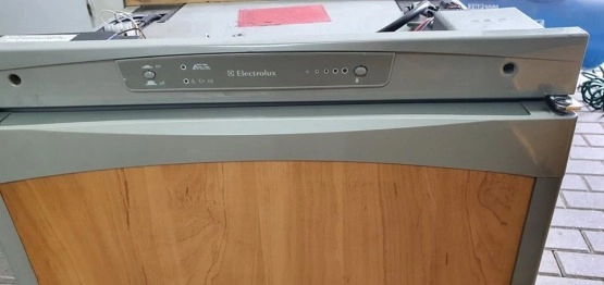                         Lodówka Dometic C40/110 - zdjęcie 1
                        