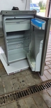                         Lodówka Dometic C40/110 - zdjęcie 2
                        