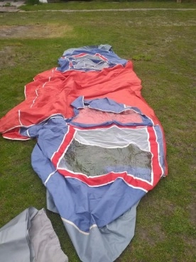                         SPRZEDAM KOMPLETNY PRZEDSIONEK DO NIEWIADÓW N126. STAN BDB. - zdjęcie 1
                        