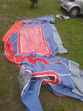                         SPRZEDAM KOMPLETNY PRZEDSIONEK DO NIEWIADÓW N126. STAN BDB. - zdjęcie 4
                        