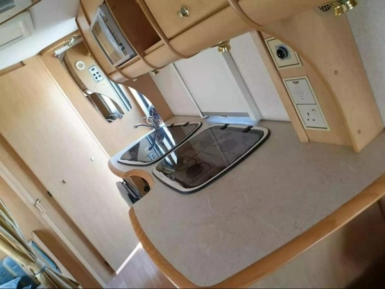                         Bailey Pageant Series 5 Champagne 2006 - zdjęcie 3
                        