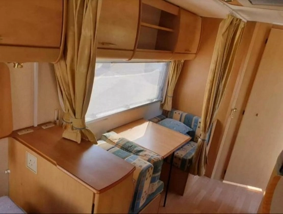                         Bailey Pageant Series 5 Champagne 2006 - zdjęcie 5
                        