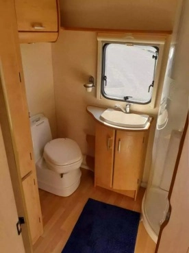                         Bailey Pageant Series 5 Champagne 2006 - zdjęcie 6
                        