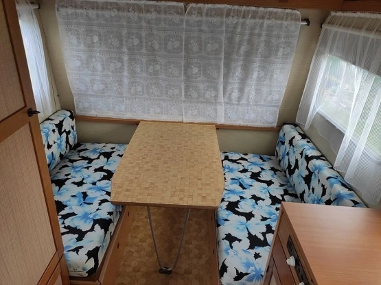                         Przyczepa kempingowa 4 osobowa Adria 380 - zdjęcie 10
                        