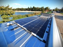                         Kampervan zbudowany na bazie Peugeota Boxera - zdjęcie 1
                        