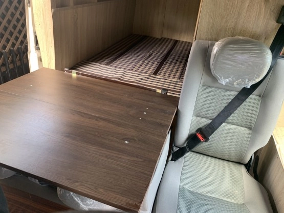                         Ford Transit projekt kamper  - zdjęcie 2
                        