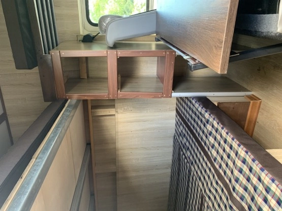                         Ford Transit projekt kamper  - zdjęcie 4
                        