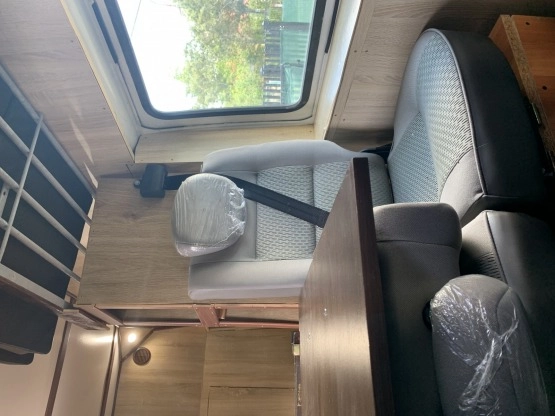                         Ford Transit projekt kamper  - zdjęcie 7
                        