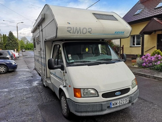                         Kamper Ford Transit Rimor - zdjęcie 2
                        