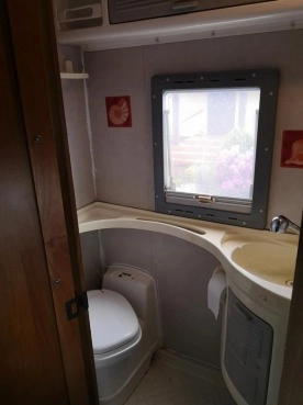                         Kamper Ford Transit Rimor - zdjęcie 3
                        