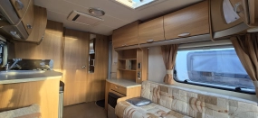                         SWIFT CHARISMA - zdjęcie 1
                        