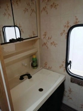                         Bustner 5 os, przedsionek telewizor, zobacz filmik - zdjęcie 6
                        