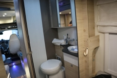                         Sprzedam Kamper Chausson 716 - zdjęcie 9
                        