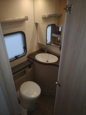                         Wynajem Przyczepa kempingowa Hobby 545 KMF de luxe 2019 rok. - zdjęcie 9
                        