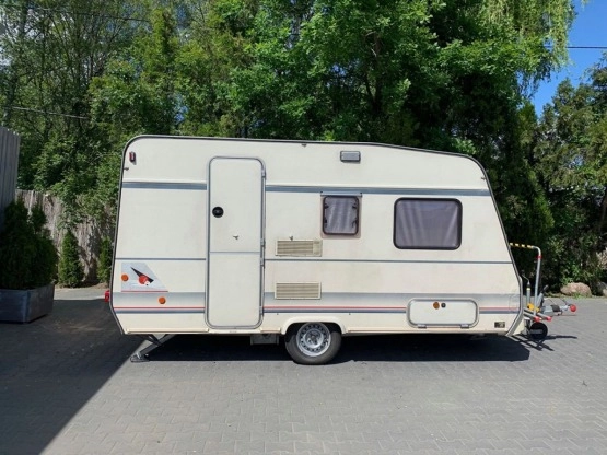                         Przyczepa campingowa BURSTNER 3911 - zdjęcie 3
                        