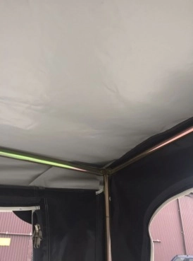                         Przyczepa campingowa BURSTNER 3911 - zdjęcie 4
                        