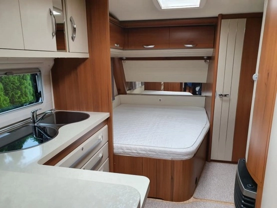                         Hobby Premium 560 CFE, 2013 r. - zdjęcie 4
                        