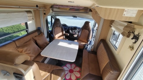                         Kamper Bürstner Lyseo TD 594 Harmony Line Limited - 2019 rok - zdjęcie 6
                        