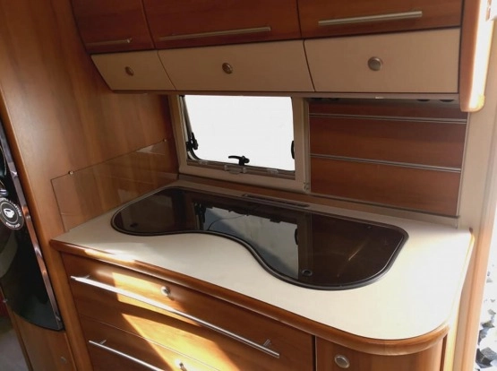                         Przyczepa kempingowa FENDT Diamant 590 - zdjęcie 4
                        