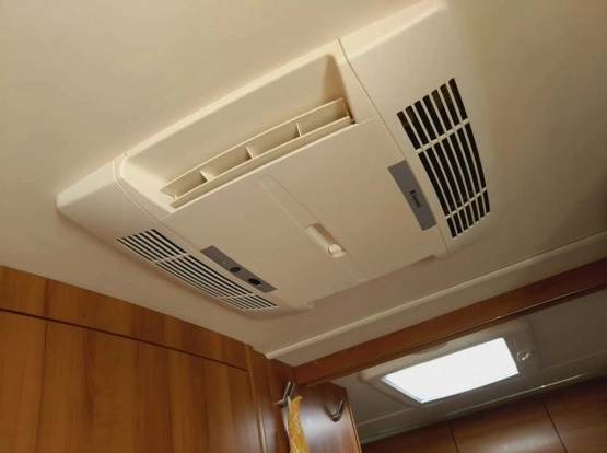                         Przyczepa kempingowa FENDT Diamant 590 - zdjęcie 8
                        