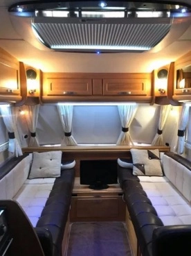                         Fleetwood Heritage 490-2, 2009 r. - zdjęcie 2
                        