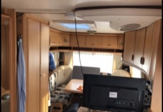                         Hobby 460, napęd, 2007 - nowa buda, zadbana, jak nowa!! - zdjęcie 5
                        