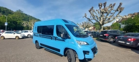                         Kampervan z wysuwaną ścianą  slide out  - zdjęcie 3
                        