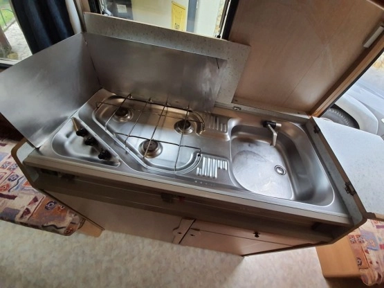                         Adria Unica A 360 DB - zdjęcie 13
                        