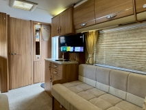                         Swift BESSACARR Cameo 495 - zdjęcie 10
                        