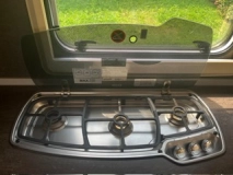                         Przyczepa kempingowa KNAUS 580 FSK Südwind Silver Selection - zdjęcie 7
                        