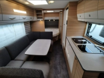                         Dethleffs Camper 560 FMK - zdjęcie 10
                        