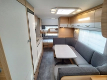                         Dethleffs Camper 560 FMK - zdjęcie 11
                        