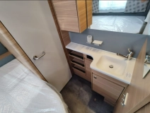                         Dethleffs Camper 560 FMK - zdjęcie 4
                        