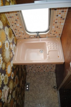                         ROBIN mała, praktyczna przyczepa! Idealna na działkę, budowę, magazyn - zdjęcie 7
                        