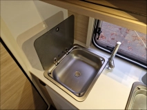                         2024 Trigano Freestyle Mini 290 Caravan – Kompaktowa, lekka i praktyczna przyczepa kempingowa dla 2–3 osób - zdjęcie 10
                        