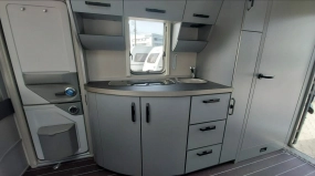                         Knaus SPORT AND FUN 480 QL BLACK SELECTION - zdjęcie 10
                        