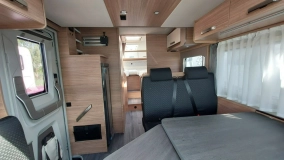                         Weinsberg CaraSuite FORD 700 MEG 2.0dm³ - zdjęcie 10
                        