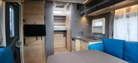                         Dethleffs JUST GO T7055 DBL 2.0dm³ - zdjęcie 9
                        